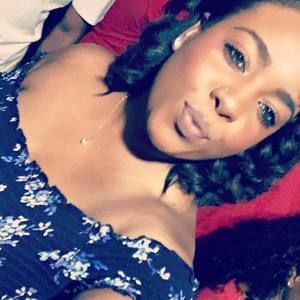 Meet your Posher, Kahila